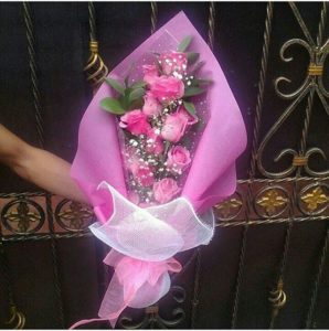 Jual Handbouqet Mawar Pink diKebon sirih Jakarta Pusat 085959000629 Kode: BPJ-HB-11